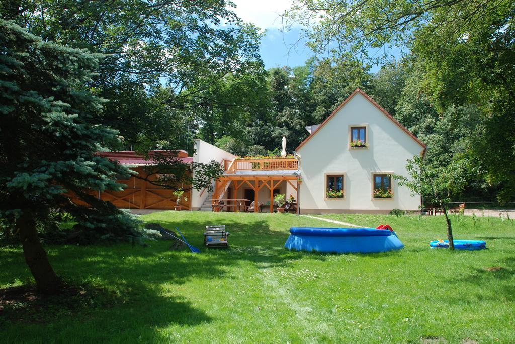 Penzion Staj Navary Apartment Bagian luar foto